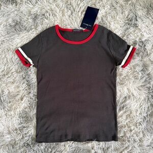 RARE BRANDY MELVILLE TEE Faded black fitted t-shirt with red thin collar & white